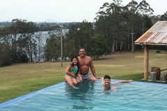 fam-pool
